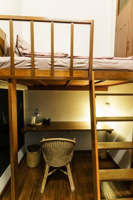 Solo - Fong Lee Cc Lampang Walking Street Appartement Buitenkant foto